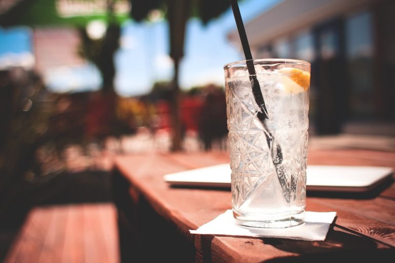 6 Reasons Why You're Dehydrated While Traveling