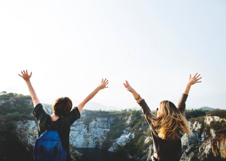 5 Travel Safety Tips for Teenage Groups
